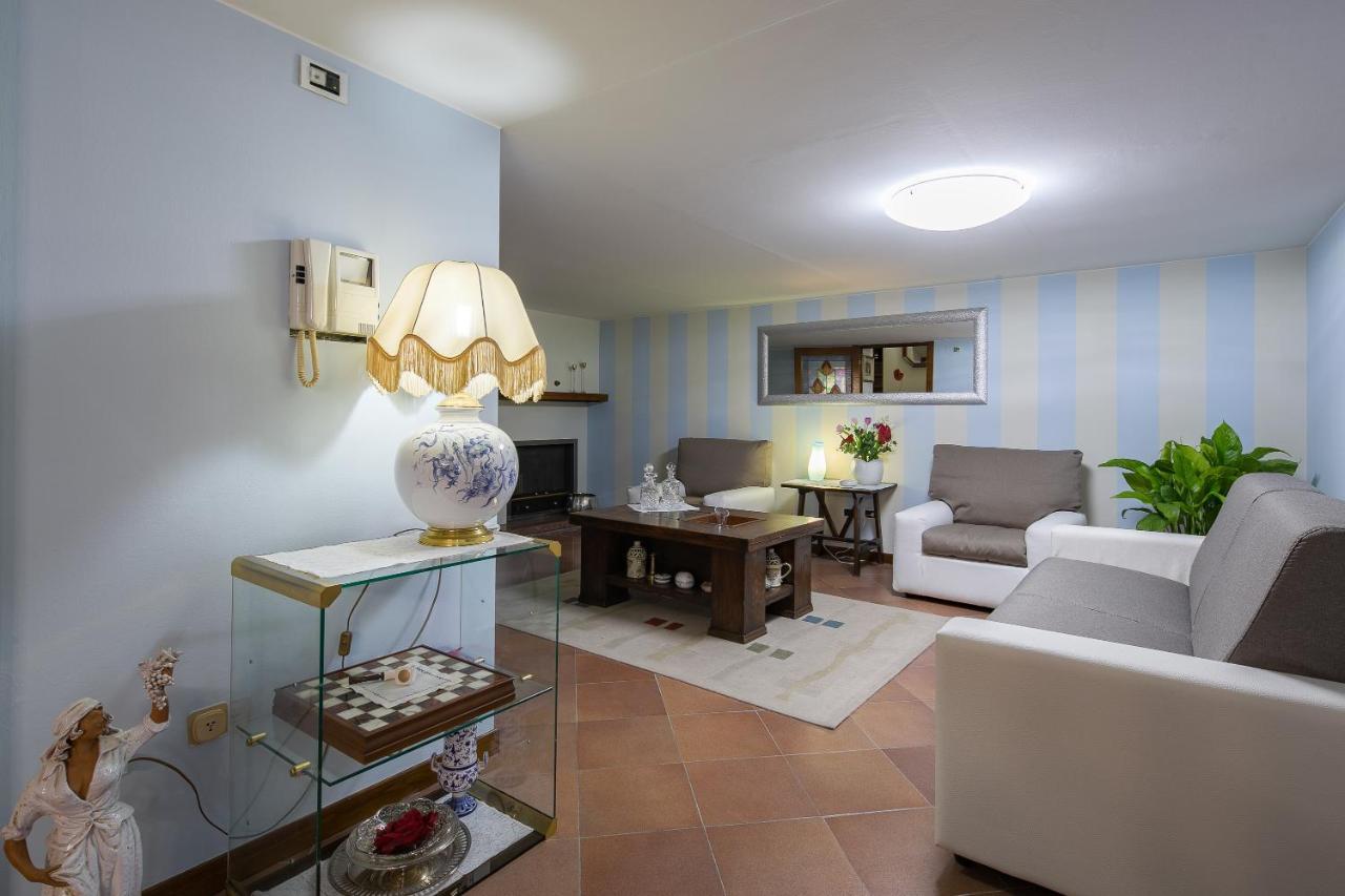Il Giardino Delle Giare Villa Castiglion Fiorentino Exteriör bild